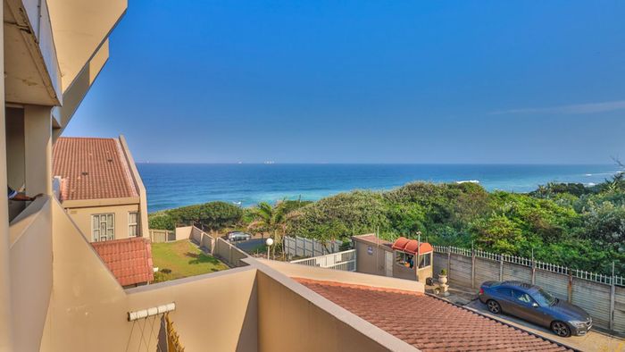 For Sale: Spacious La Mercy Central duplex with sea views, pool, and security