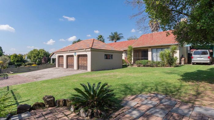 For Sale: House in Birch Acres with 3 bedrooms, pool, and 4-car garage.