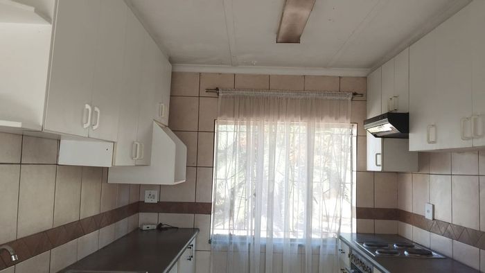 3-Bedroom House For Sale in Klopperpark – Great Investment Opportunity with Ample Parking