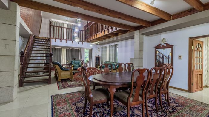For Sale: 6-Bedroom House in Moreleta Park with Flatlet and Pool Potential.
