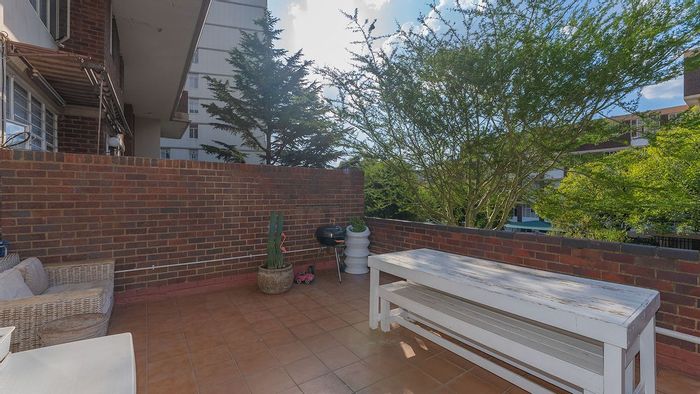 For Sale: Spacious 2-Bedroom Duplex Apartment in Bedford Gardens with balcony and lift.