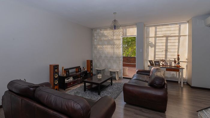 For Sale: Spacious 2-Bedroom Duplex Apartment in Bedford Gardens with balcony and lift.