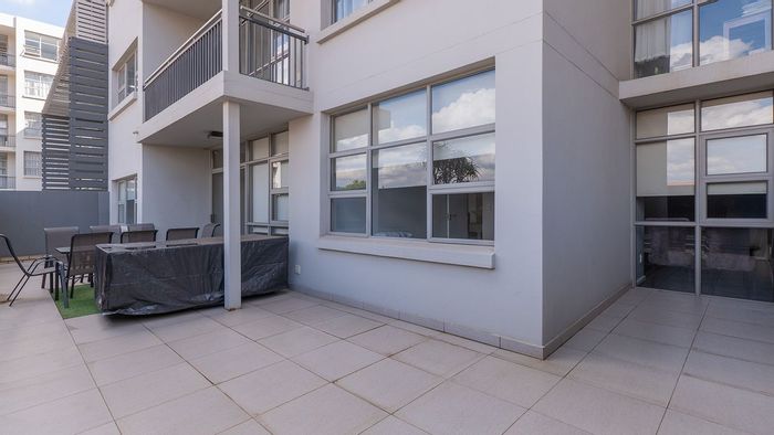 Ground Floor Apartment For Sale in Bedfordview Central with pool, security, and parking.