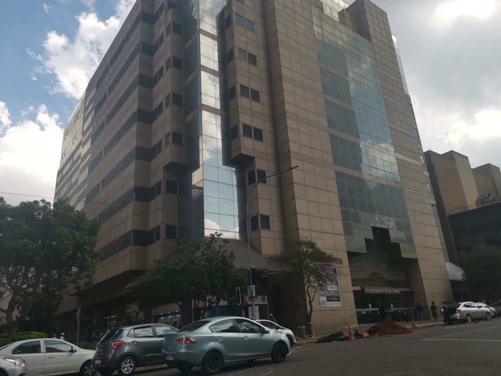 Main entrance with commercial banks on the ground floor