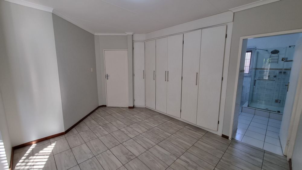 Main bedroom with ensuite bathroom