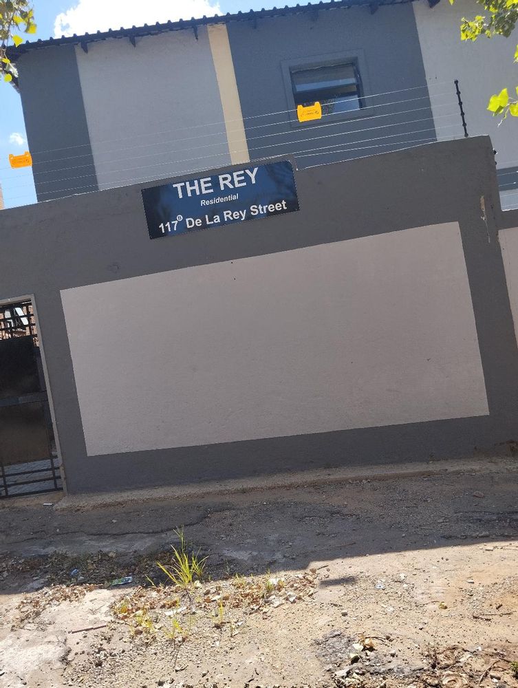 The Rey Exterior Sign