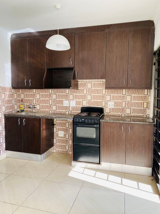 1-Bedroom Apartment To Rent in Winchester Hills with 24/7 Security and Pet-Friendly Policy.