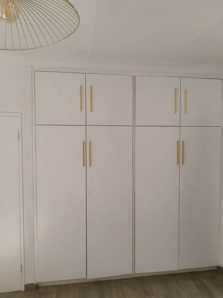 Ample bedroom cupboards