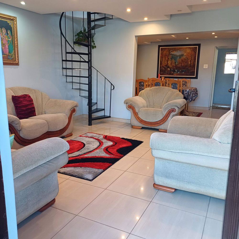 lounge from entrance