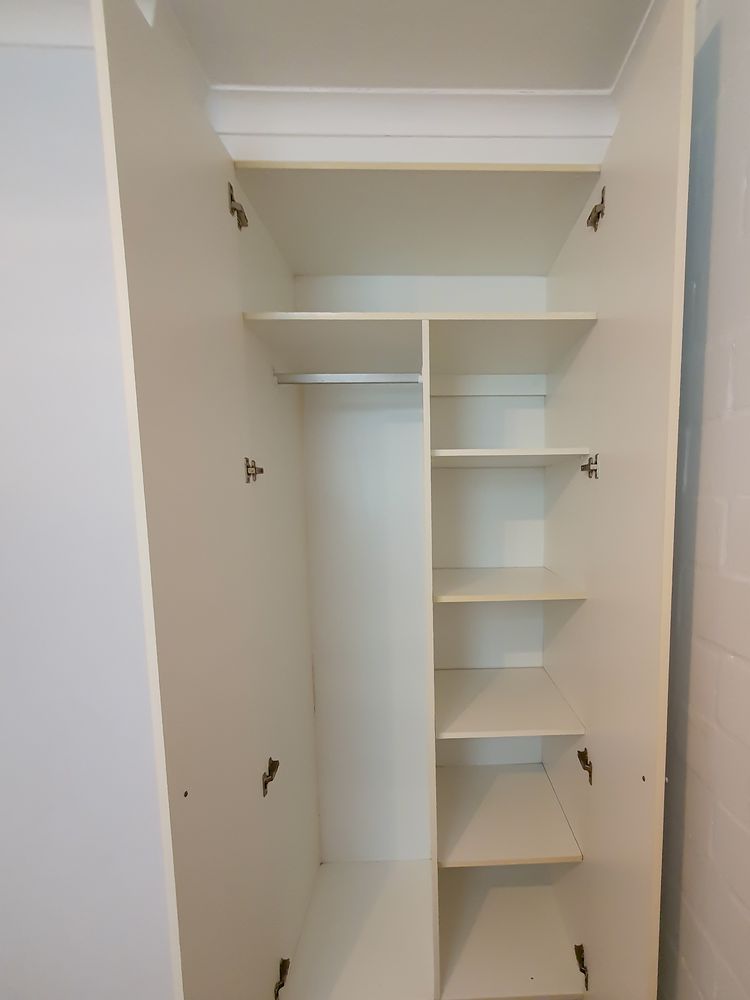 Bedroom cabinet 