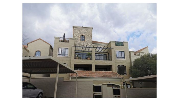 Douglasdale Apartment To Rent: Includes large balcony, loft room, pool, and tennis court.