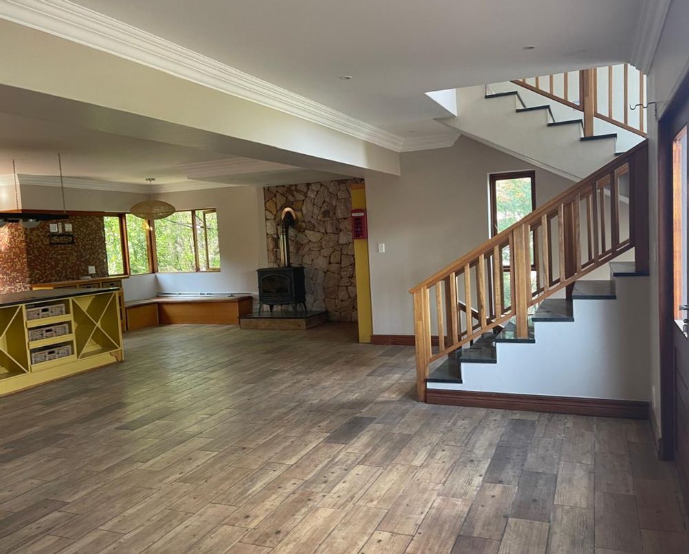 Open plan kitchen with room for a nook, reading corner, lounging area and XL dinner table