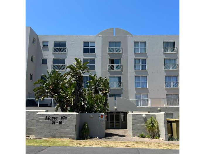 Flat To Rent in Table View: 1 bed, pool, garage, WiFi & Netflix included.