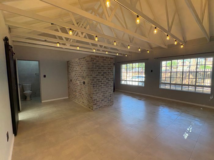 Flat To Rent in Die Wilgers: 1 Bedroom, Utilities & Wifi Included, Pet-Friendly.