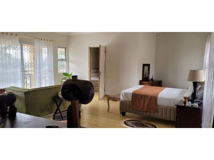 House in Avoca To Rent: Spacious 1 bedroom, shared kitchen, close to amenities.