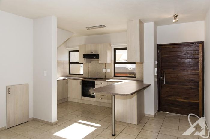Kleine Kuppe Townhouse For Sale: 2 Bedrooms, Open Plan Living, Private Courtyard.