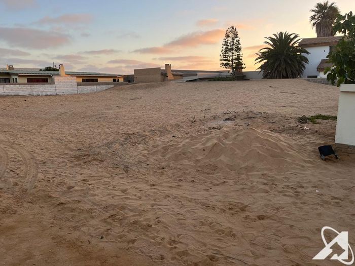 Vacant Residential Land for Sale in Henties Bay Central, 483 m² size.