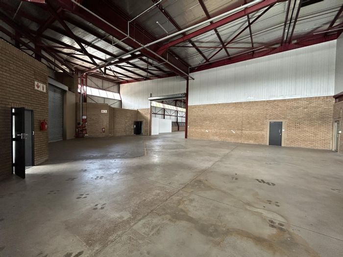 Property #P00006645, Industrial rental monthly in Halfway House