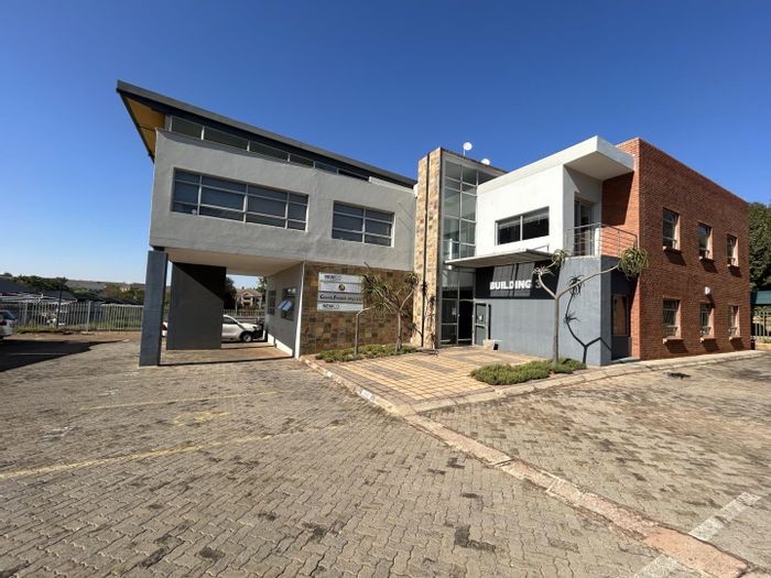 Property #P00006752, Office for sale in Highveld