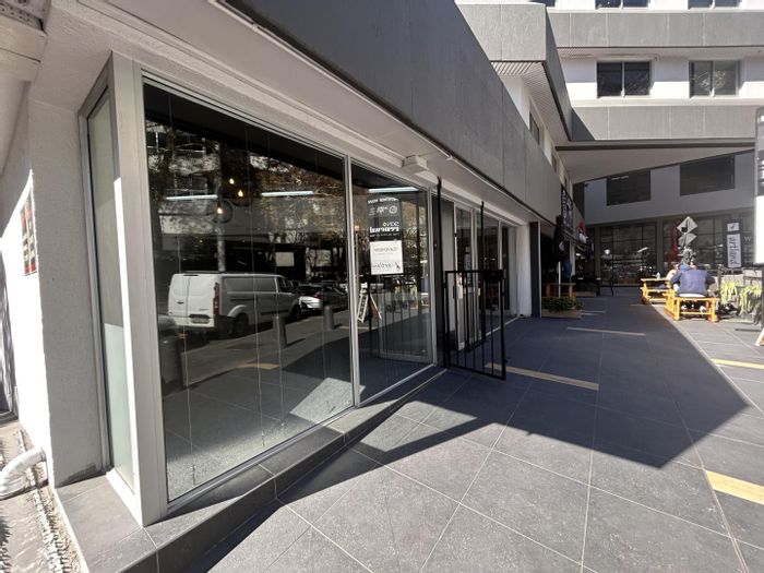 Property #P00006763, Retail rental monthly in Claremont