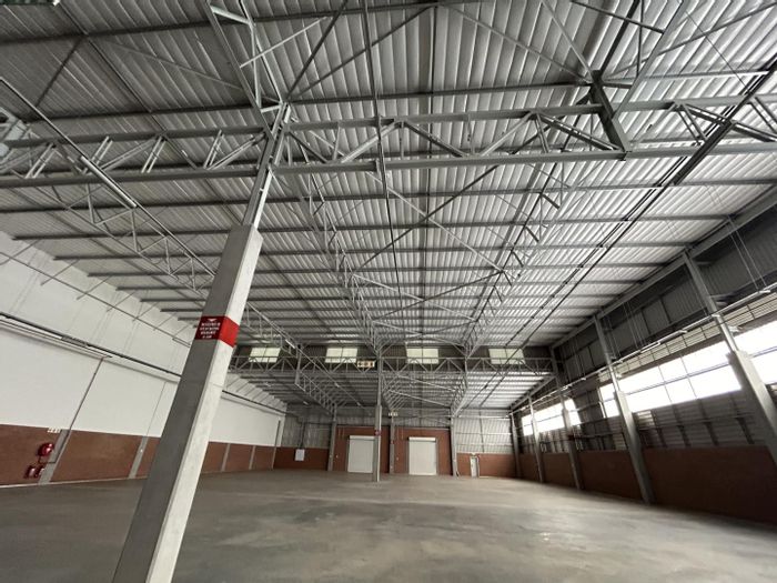 Property #P00006776, Industrial rental monthly in Highveld