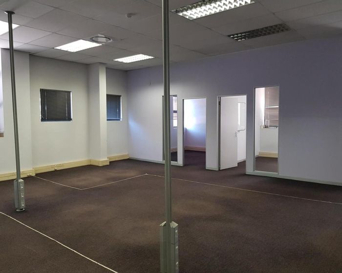 Prime Highveld Office Space to Rent – Ideal Location, Boardrooms, Kitchen, and More!