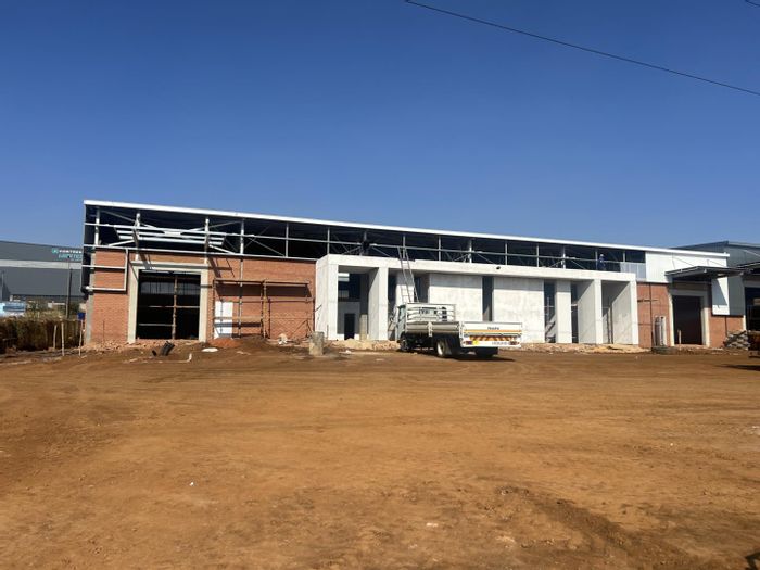 Property #P00006818, Industrial rental monthly in Highveld