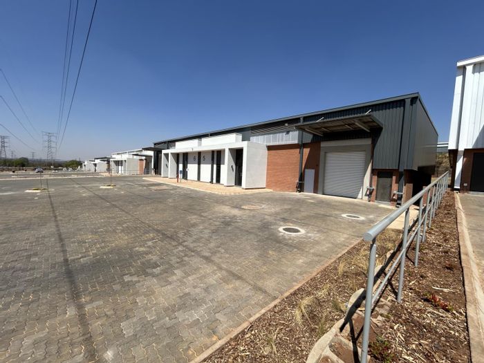 Highveld Industrial Unit To Rent: 12 Mini units with office, kitchen, and roller door.