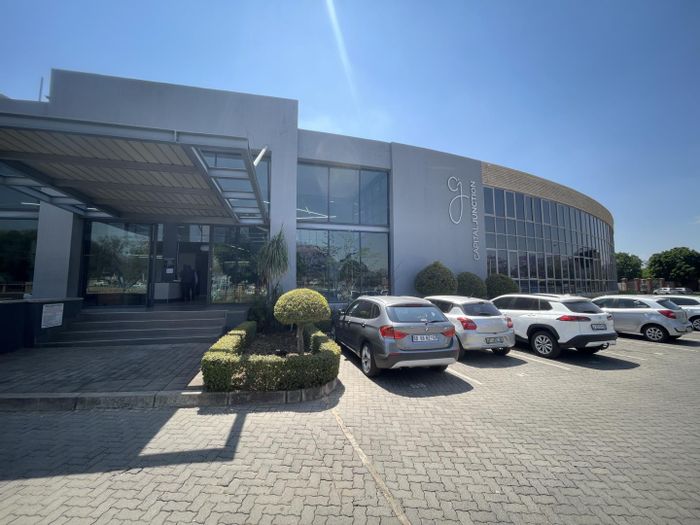 Commercial Office Space To Rent in Hatfield, near Gautrain station, 276m2.