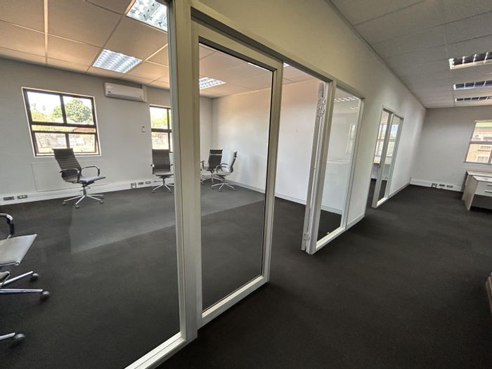 Highveld Commercial Office To Rent: 400m2, 24/7 security, flexible expansion options.