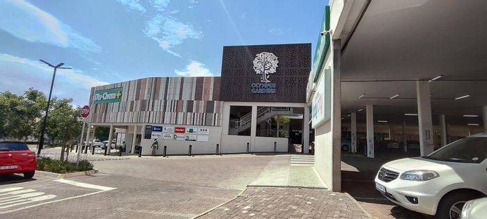 Retail Space to Rent in Faerie Glen: 24-hour security, ample parking, no loadshedding.