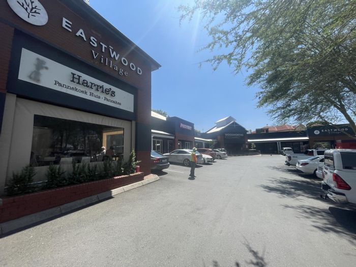 Restaurant To Rent in Arcadia: Prime location with outdoor patio and flexible layout.