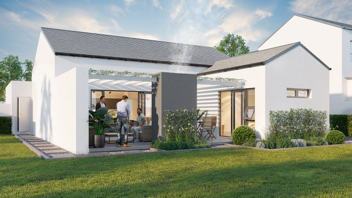 For Sale: House in Somerset Lakes with clubhouse, gym, and scenic views.