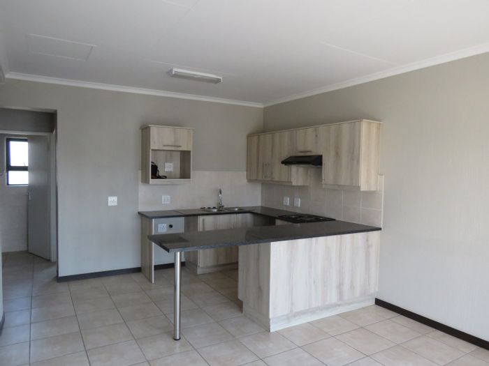 For Sale: Apartment in Barbeque Downs with 24/7 security, balcony, and parking.