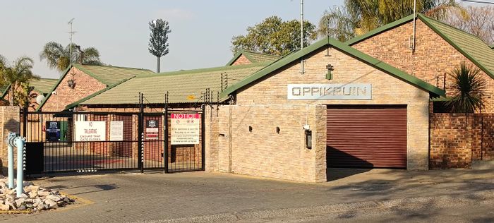 For Sale: Glen Marais Townhouse with 4 Bedrooms, Garden, and Secure Complex Access.