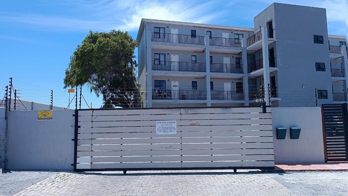 2-Bedroom Apartment For Sale in Ottery East with secure parking and amenities.