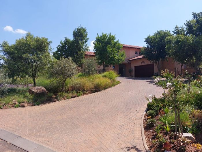 For Sale: House in Avianto Estate with pool, solar, and fiber connectivity.