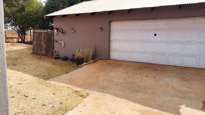 Commercial property for sale in Bothas Geluk with income potential and borehole.