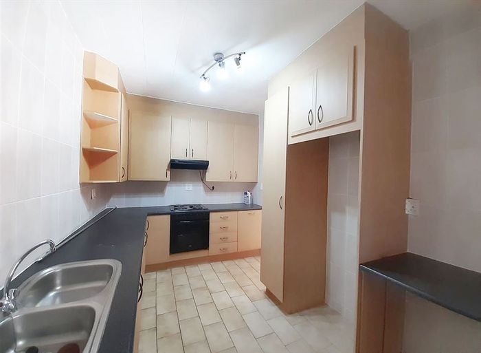 Rynfield AH Townhouse For Sale: 2 Bedrooms, garage, guest loo, low-maintenance living.