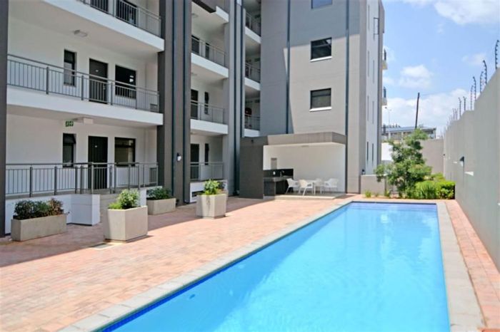 Edenburg Apartment For Sale: 2 bedrooms, open plan living, large balcony.