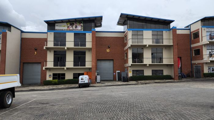 Commercial Warehouse To Rent in Halfway Gardens with ample parking and 24-hour security.