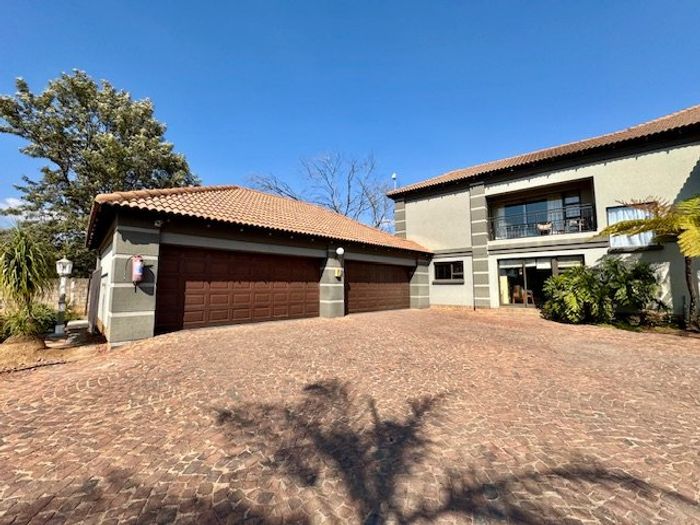 Bredell House For Sale: Spacious with pool, garden, and rental income potential.