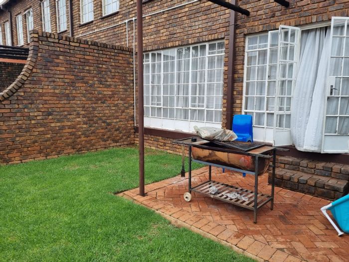 For Sale: 3 Bedroom Townhouse in New State Areas with garage, garden, and security.