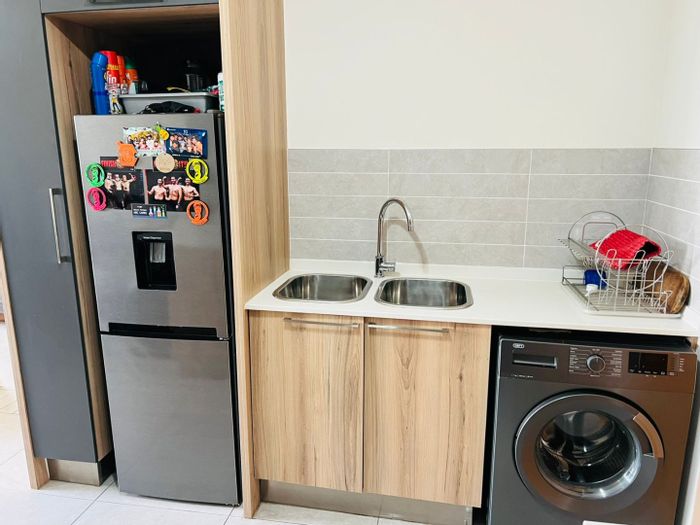 For Sale: Apartment in Modderfontein with gym, pool, and nature reserve access.