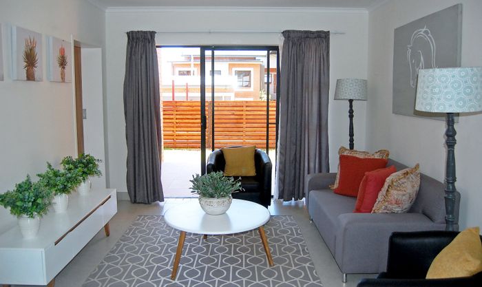 Sagewood Apartment For Sale: 3 beds, pool, security, and fibre connectivity.