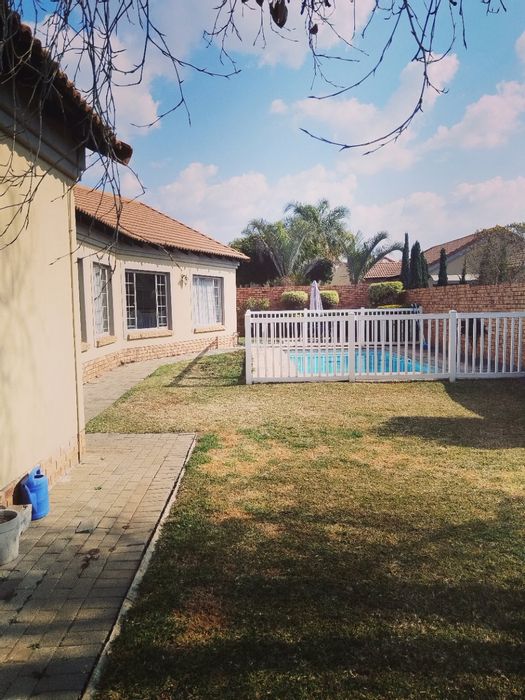 3-Bedroom Townhouse in Equestria For Sale with pool, security, and garage access.
