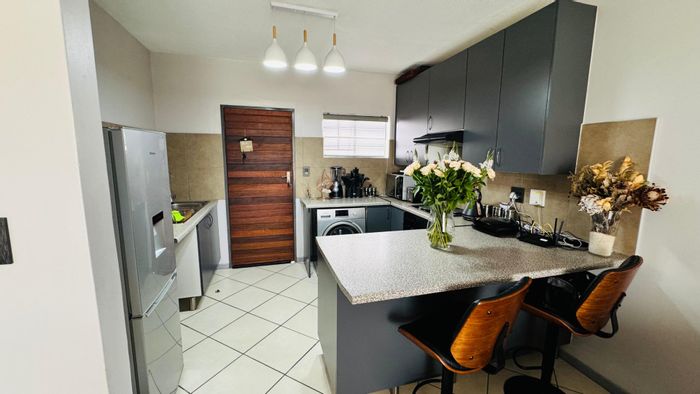 Sagewood Apartment For Sale: Two bedrooms, balcony, pool access, secure parking.