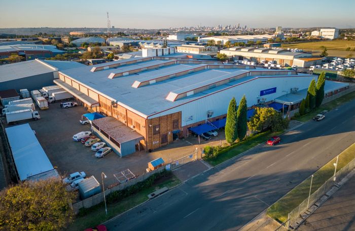 For Sale: Industrial property in Aeroton with 10% yield and secured tenant.