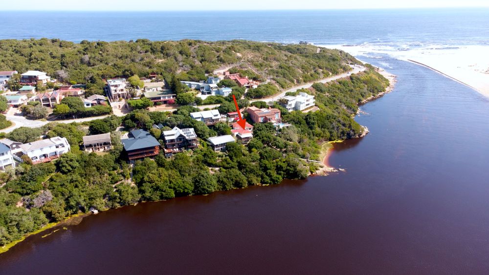 Kingfisher Creek House For Sale: Waterfront access, guest suite, and