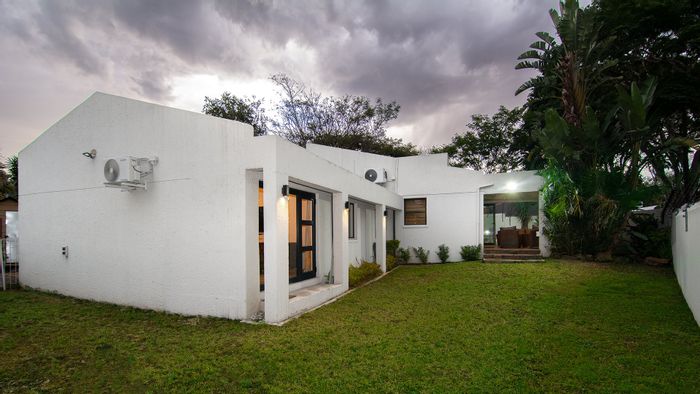 For Sale: 3-Bedroom House in Magaliessig with Smart Home Features and Secure Estate.